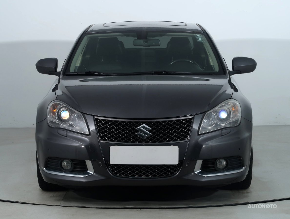 Suzuki Kizashi, 2012 - pohled č. 2