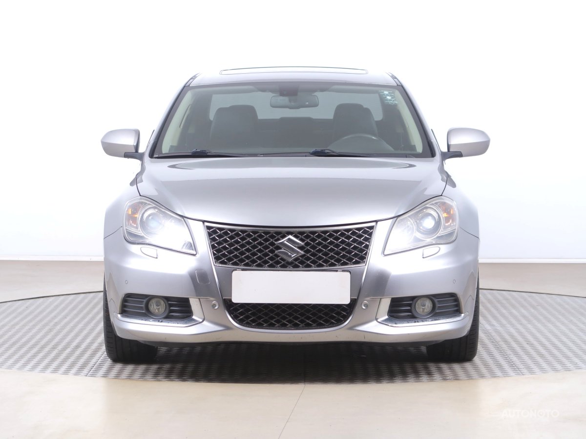 Suzuki Kizashi, 2011 - pohled č. 2