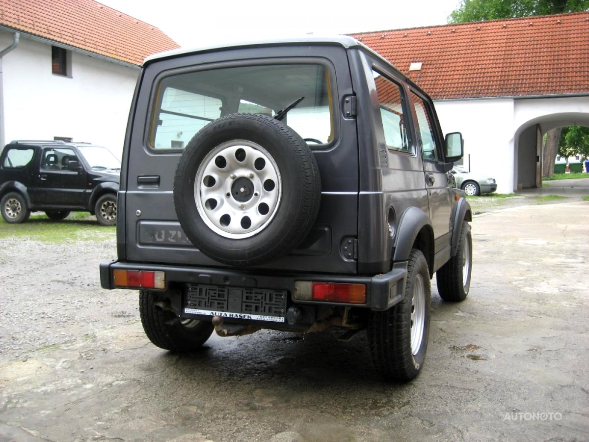 Suzuki Samurai, 1996 - pohled č. 2