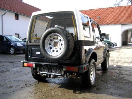 Suzuki Samurai, 1993 - pohled č. 2