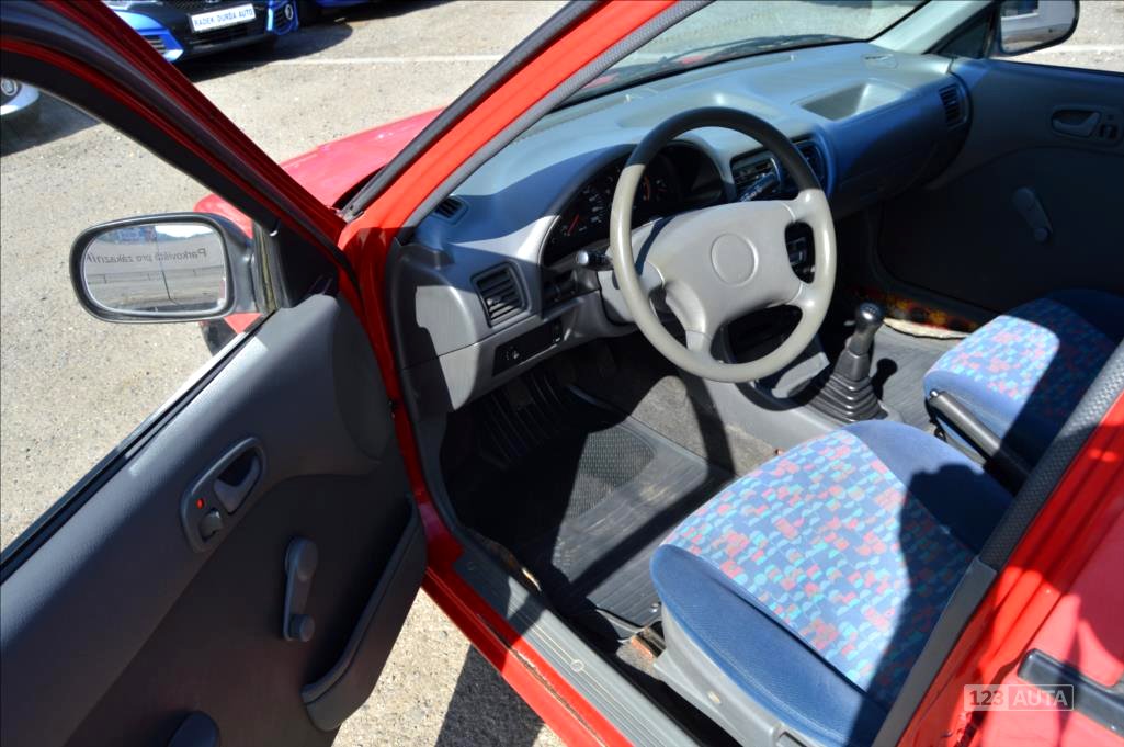 Suzuki Swift, 2001 - pohled č. 9