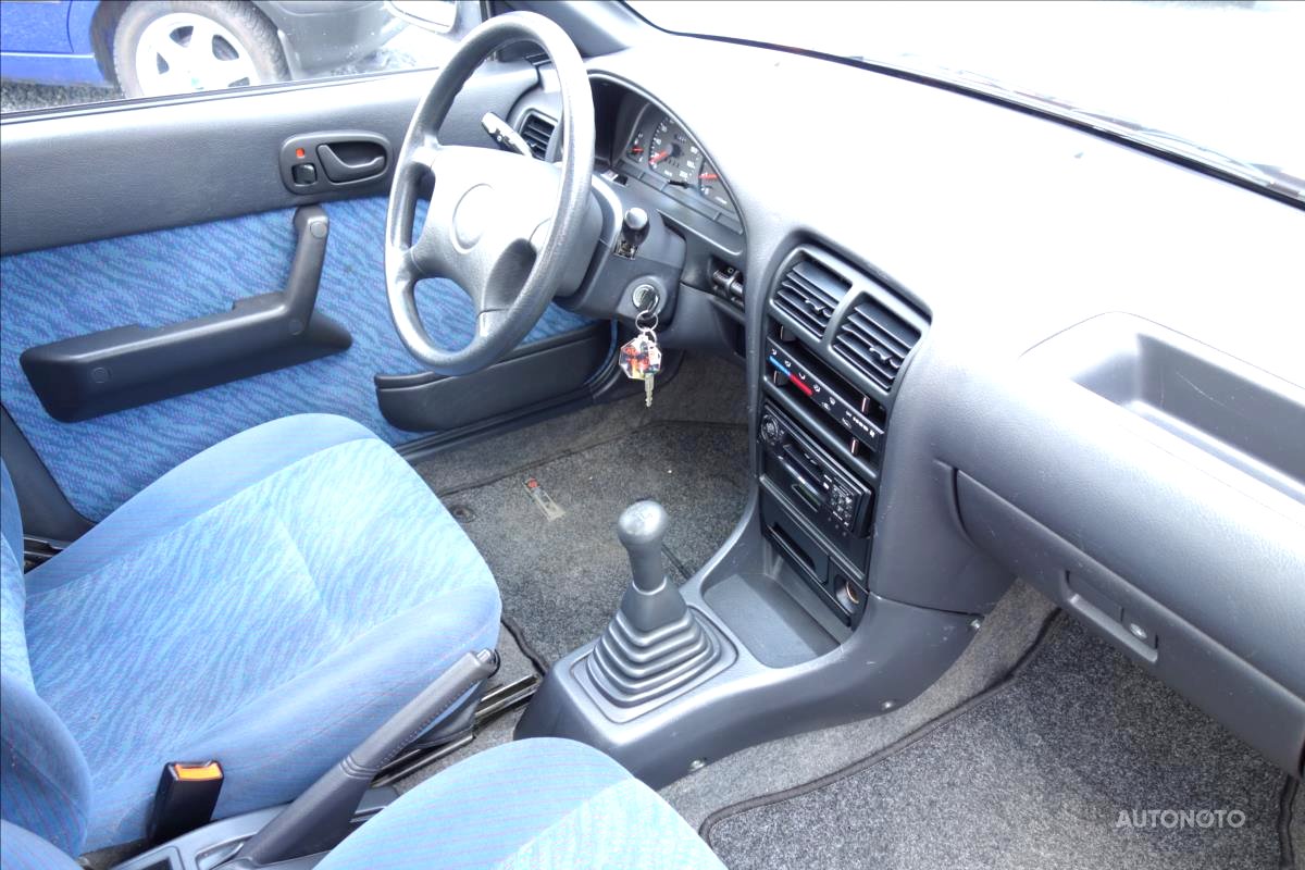 Suzuki Swift, 1999 - pohled č. 9