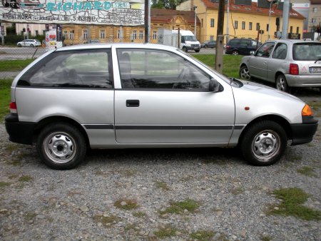 Suzuki Swift, 2003 - pohled č. 2