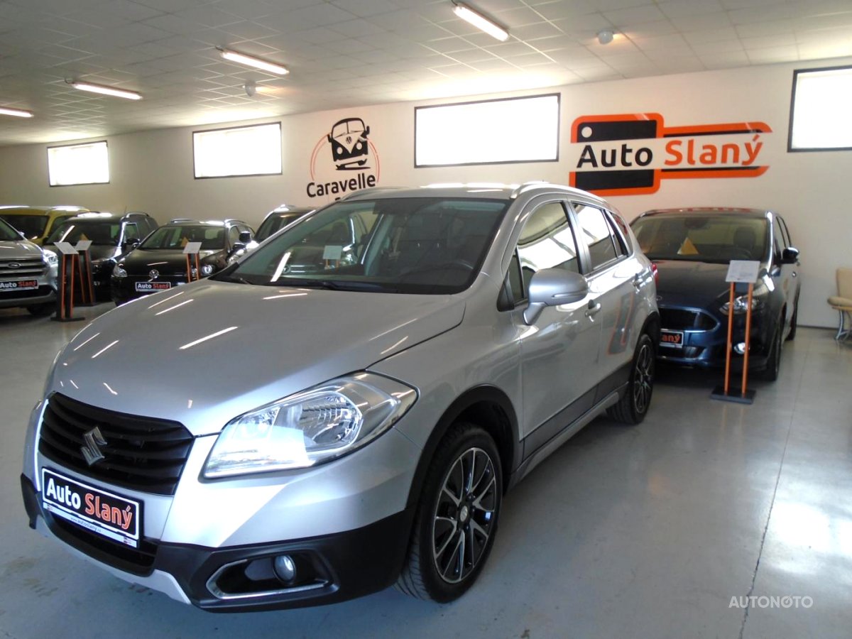 Suzuki SX4 S-Cross, 2014 - celkový pohled