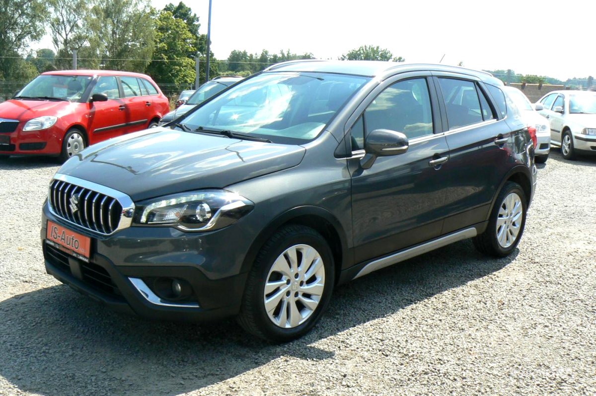 Suzuki SX4 S-Cross, 2017 - celkový pohled
