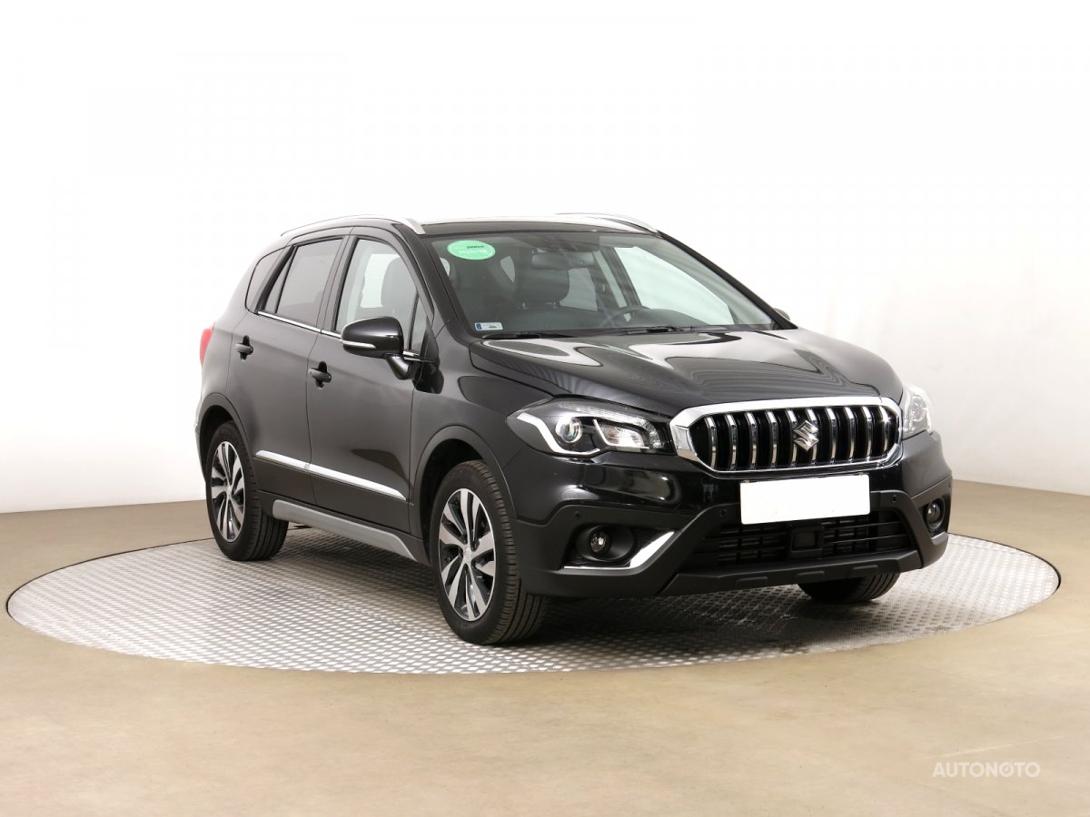 Suzuki SX4 S-Cross, 2020 - celkový pohled