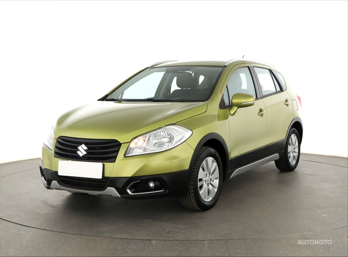 Suzuki SX4 S-Cross, 2014 - pohled č. 3