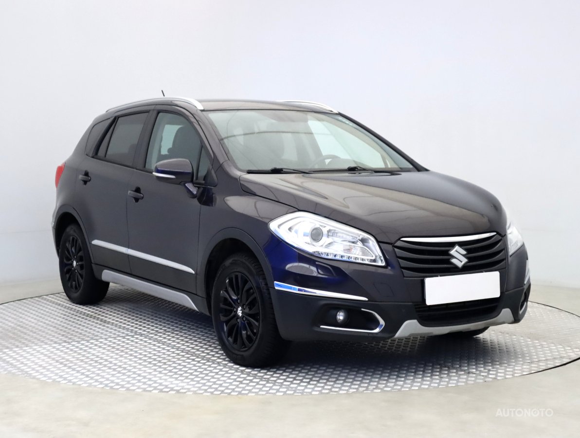Suzuki SX4 S-Cross, 2014 - celkový pohled