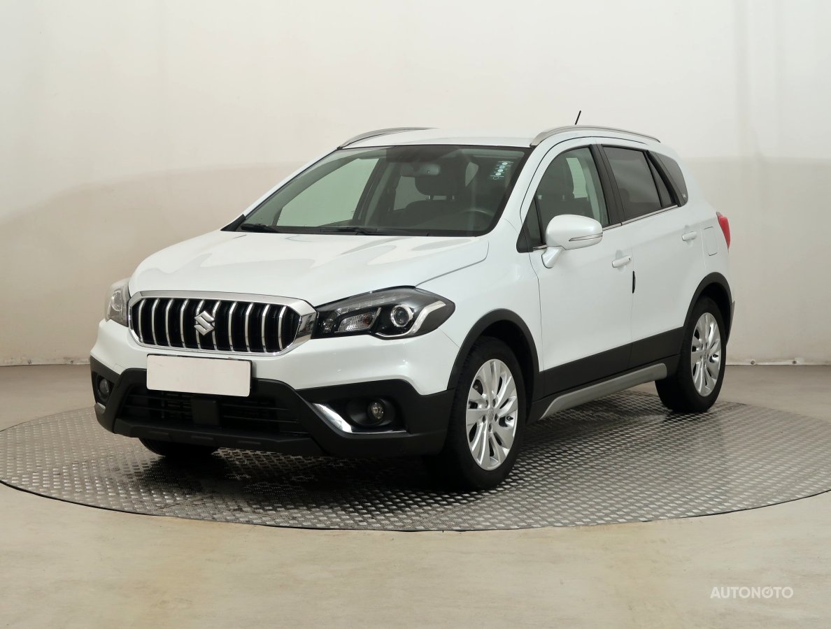 Suzuki SX4 S-Cross, 2018 - pohled č. 3