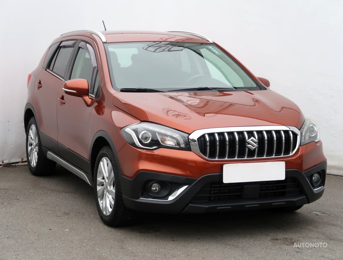 Suzuki SX4 S-Cross, 2019 - celkový pohled