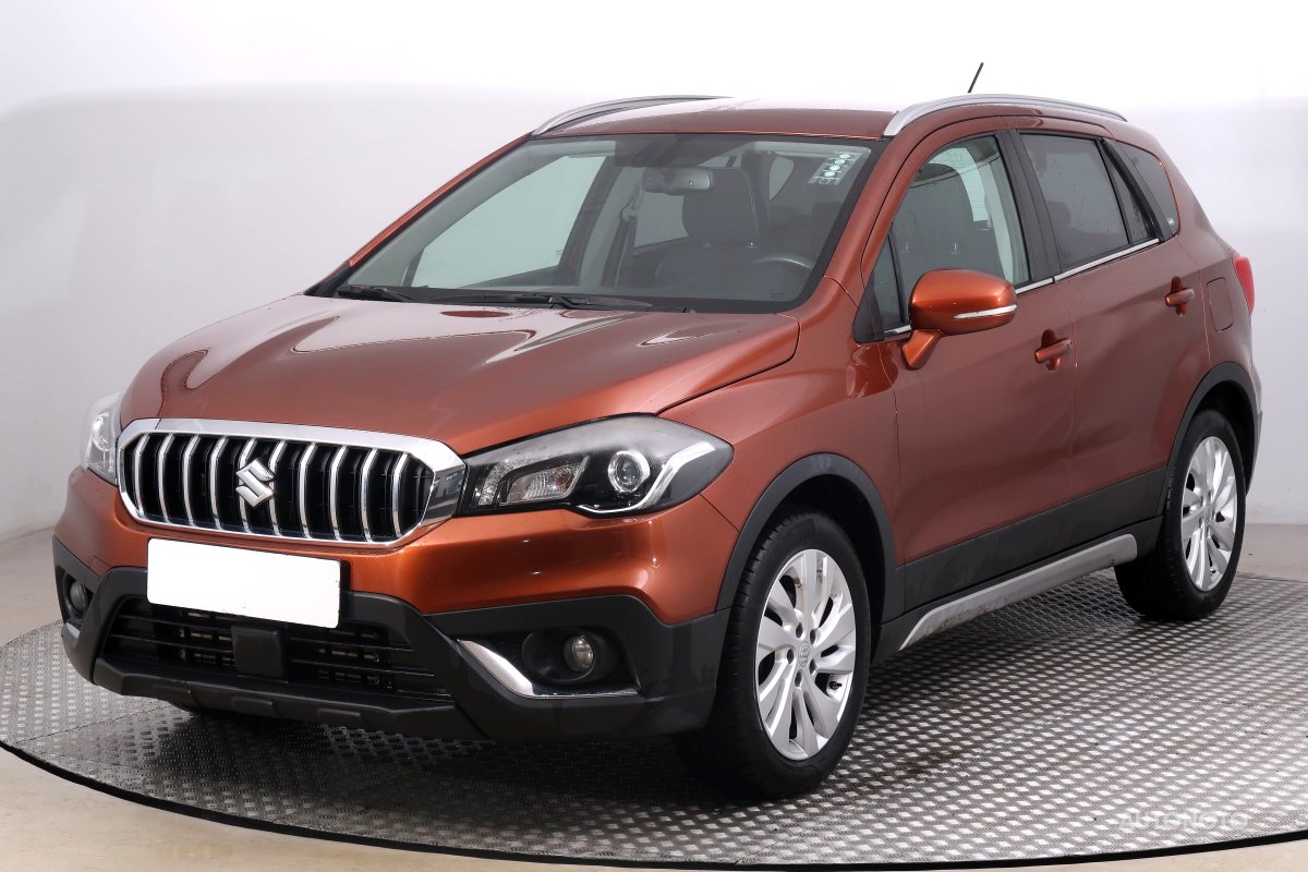 Suzuki SX4 S-Cross, 2017 - pohled č. 3