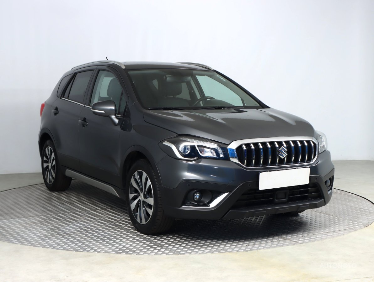 Suzuki SX4 S-Cross, 2019 - celkový pohled
