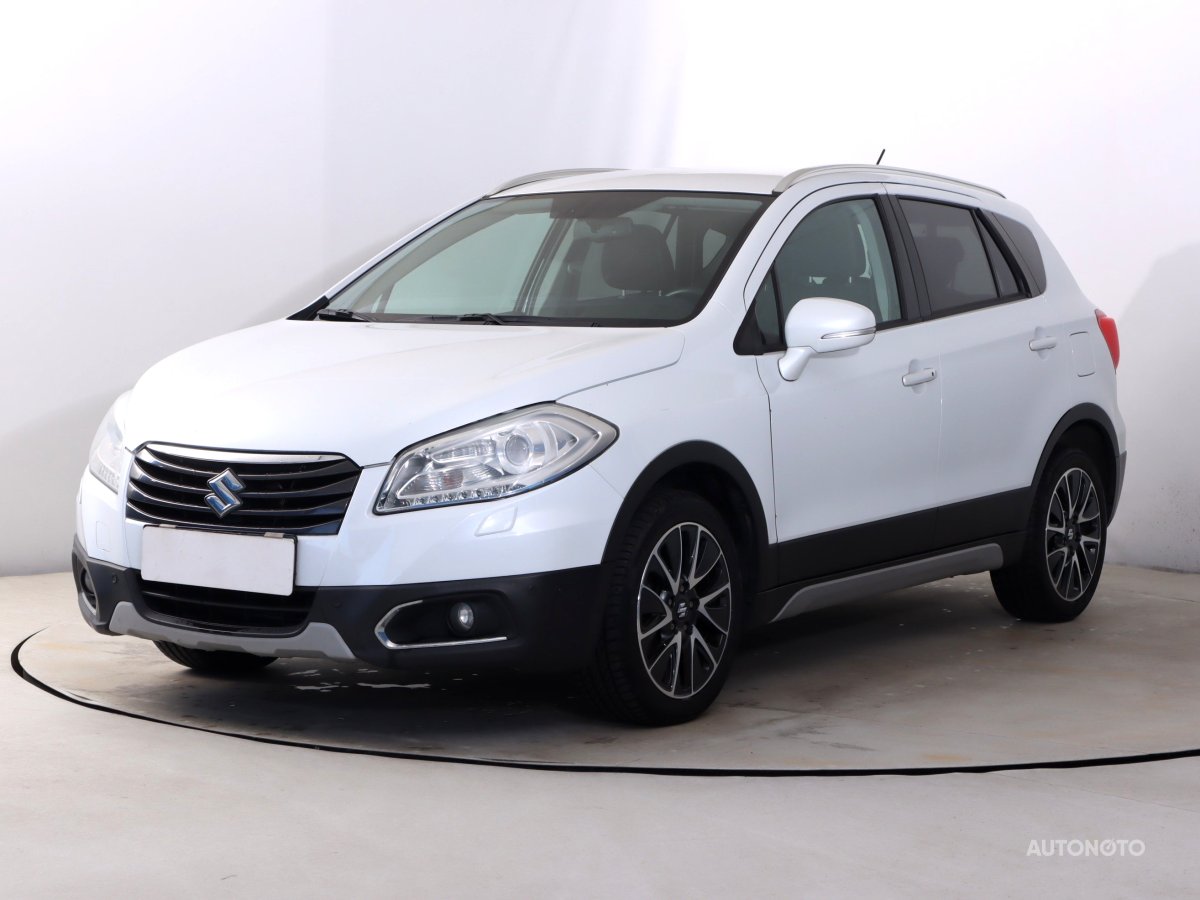 Suzuki SX4 S-Cross, 2015 - pohled č. 3