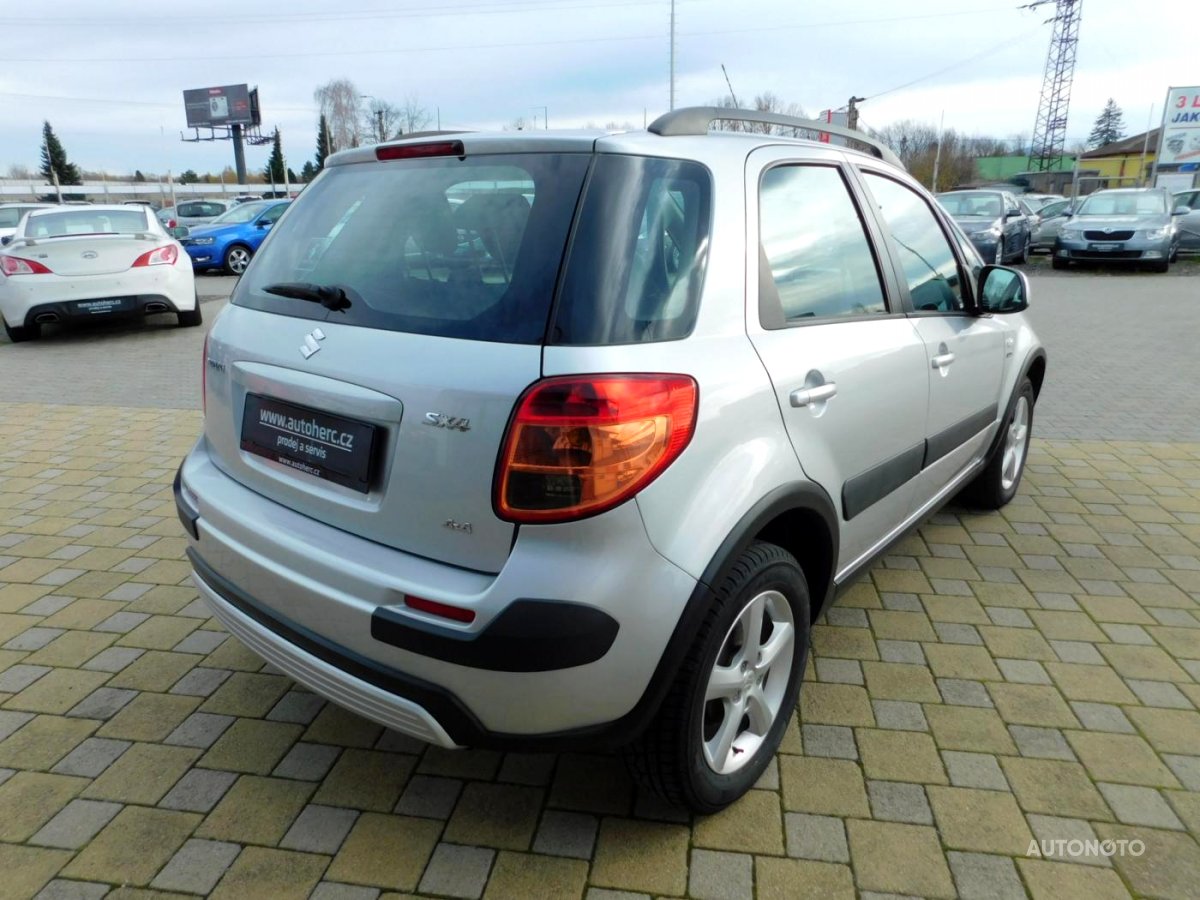Suzuki SX4, 2009 - pohled č. 3