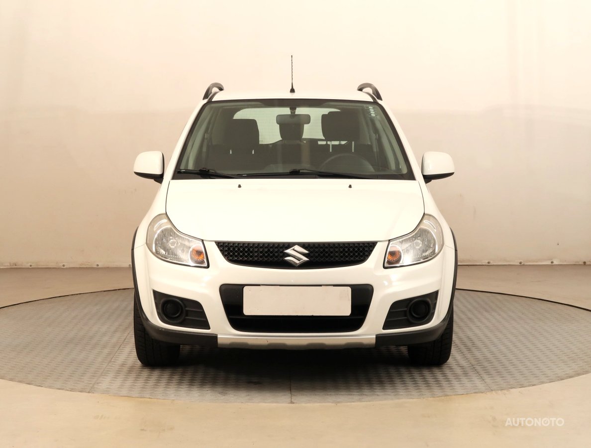 Suzuki SX4, 2013 - pohled č. 2