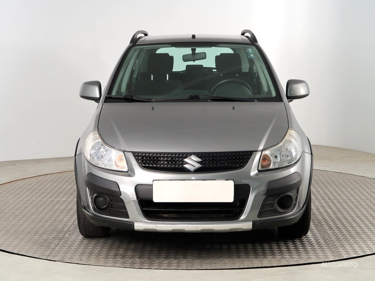 Suzuki SX4, 2010 - pohled č. 2