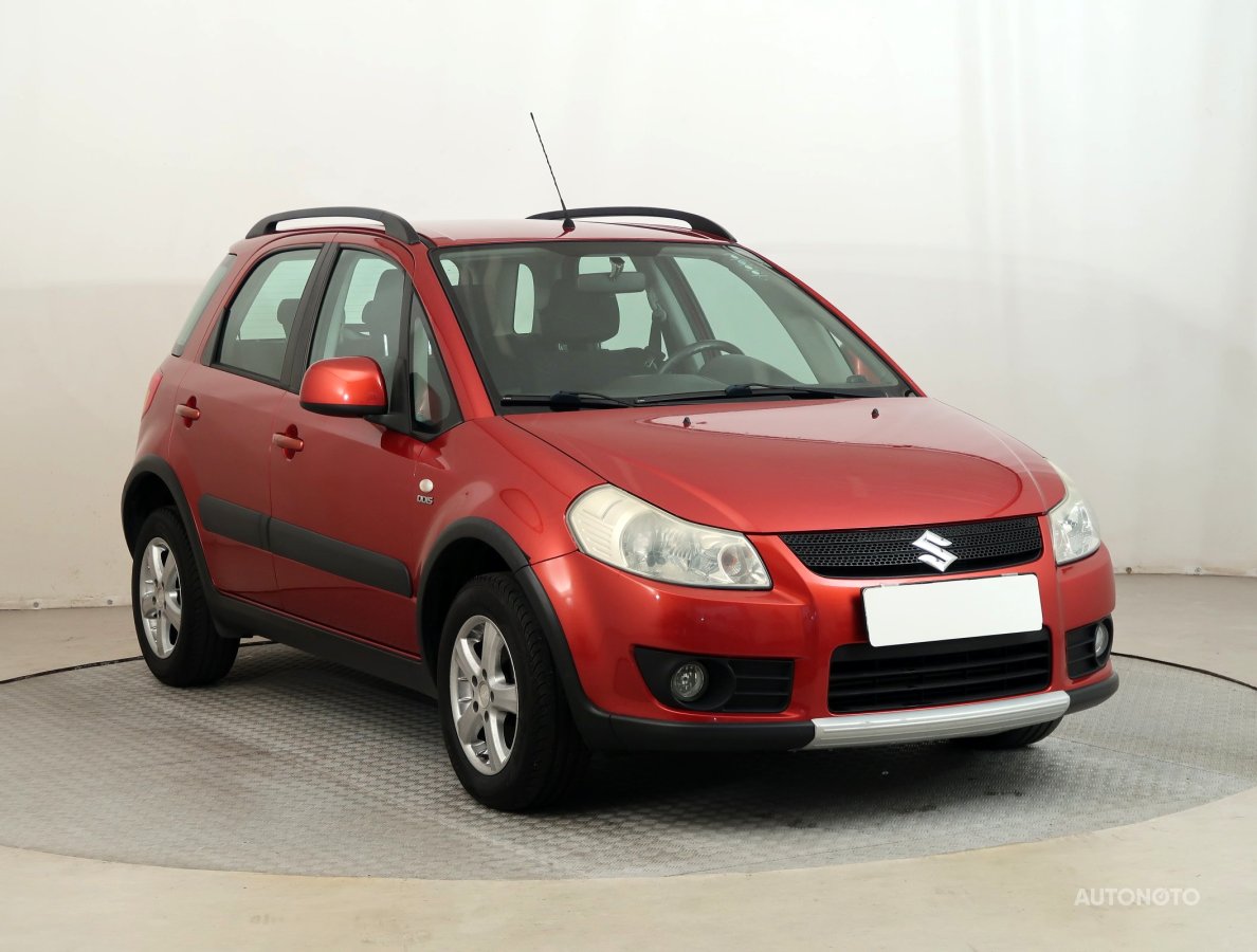 Suzuki SX4, 2009 - celkový pohled