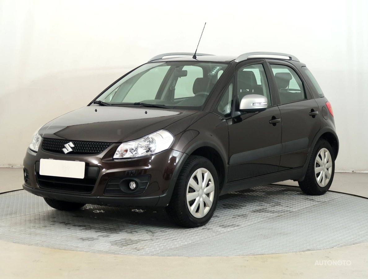 Suzuki SX4, 2013 - pohled č. 3