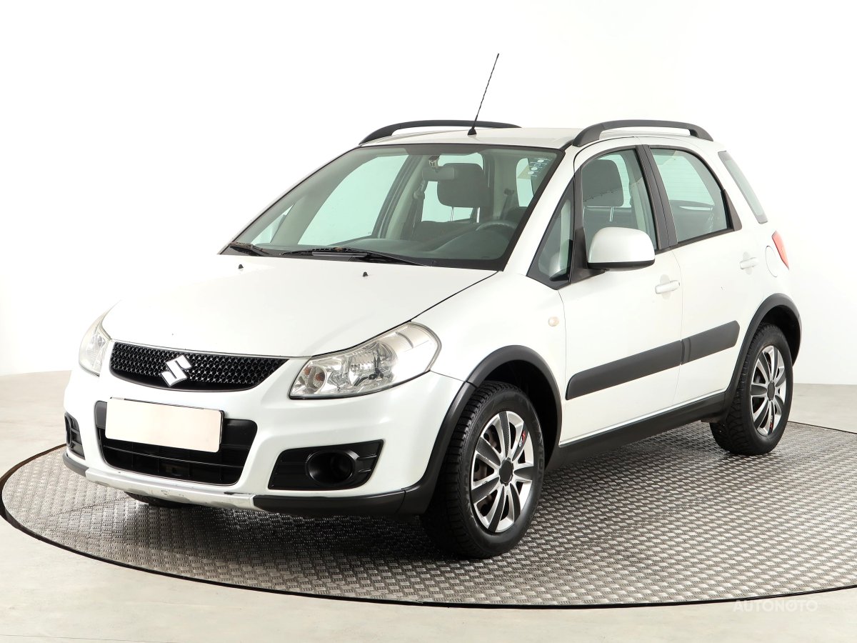 Suzuki SX4, 2011 - pohled č. 3
