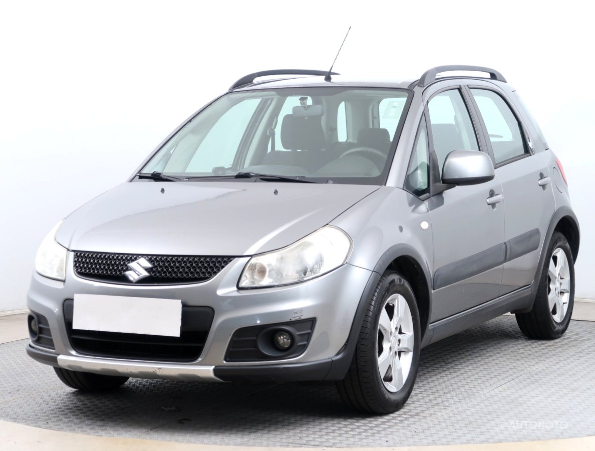 Suzuki SX4, 2011 - pohled č. 3