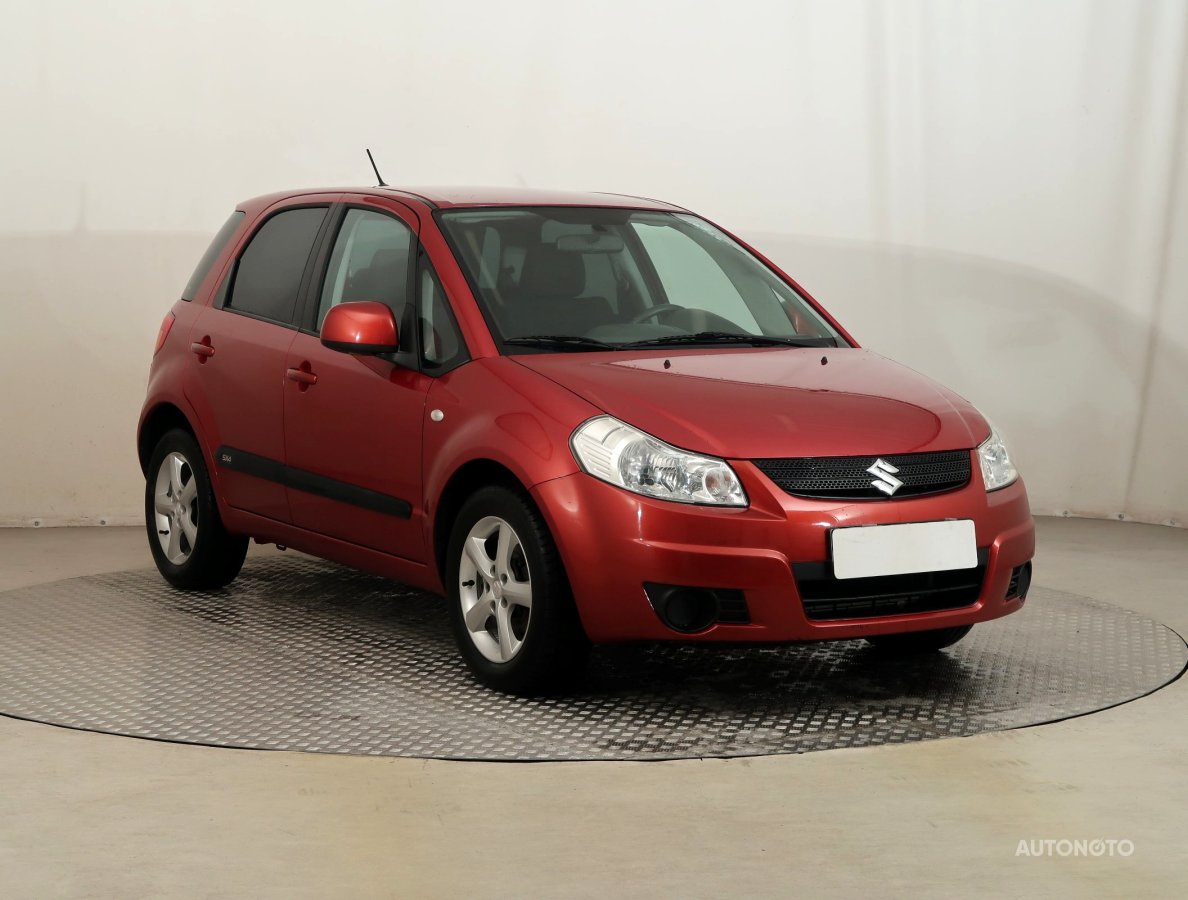 Suzuki SX4, 2009 - celkový pohled