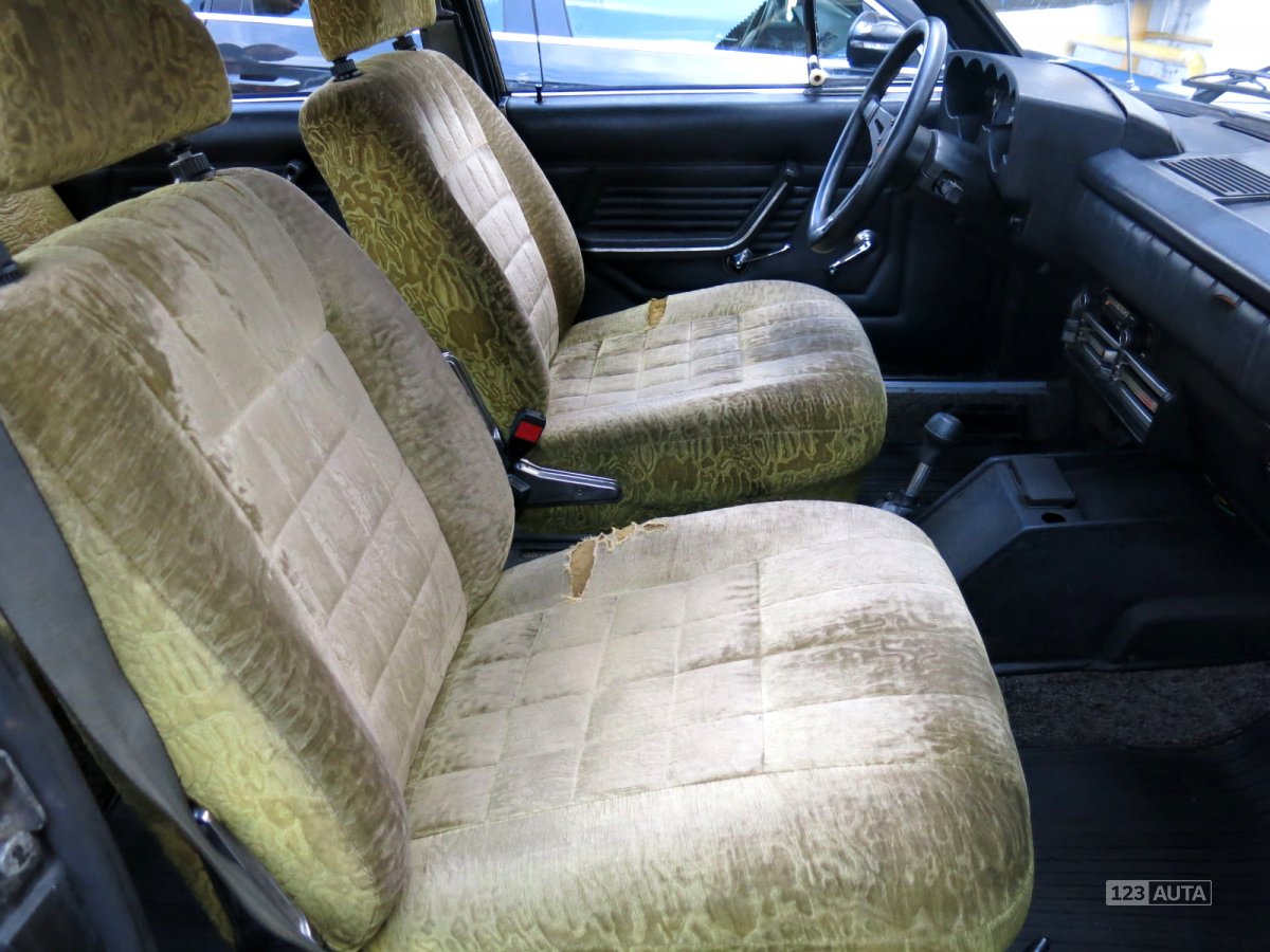 Tatra 613, 1978 - pohled č. 12