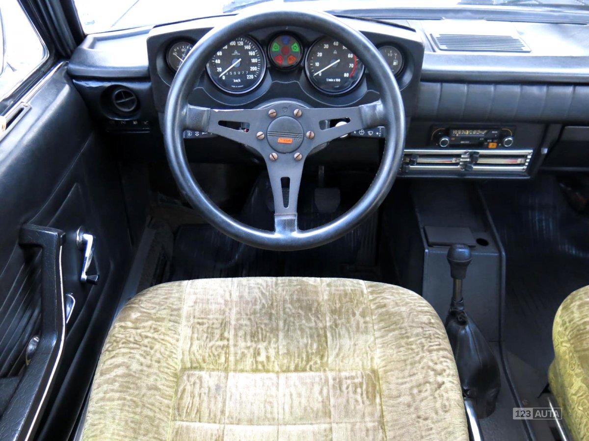 Tatra 613, 1978 - pohled č. 9