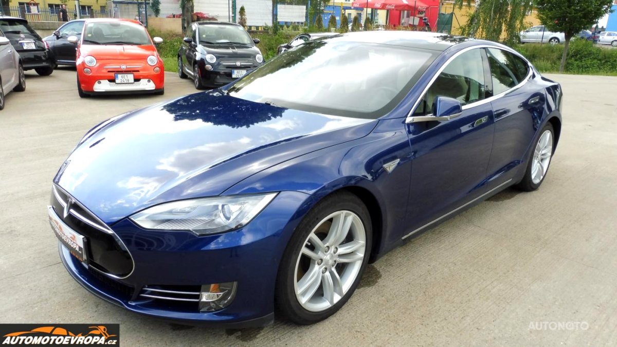 Tesla Model S, 2015 - pohled č. 7