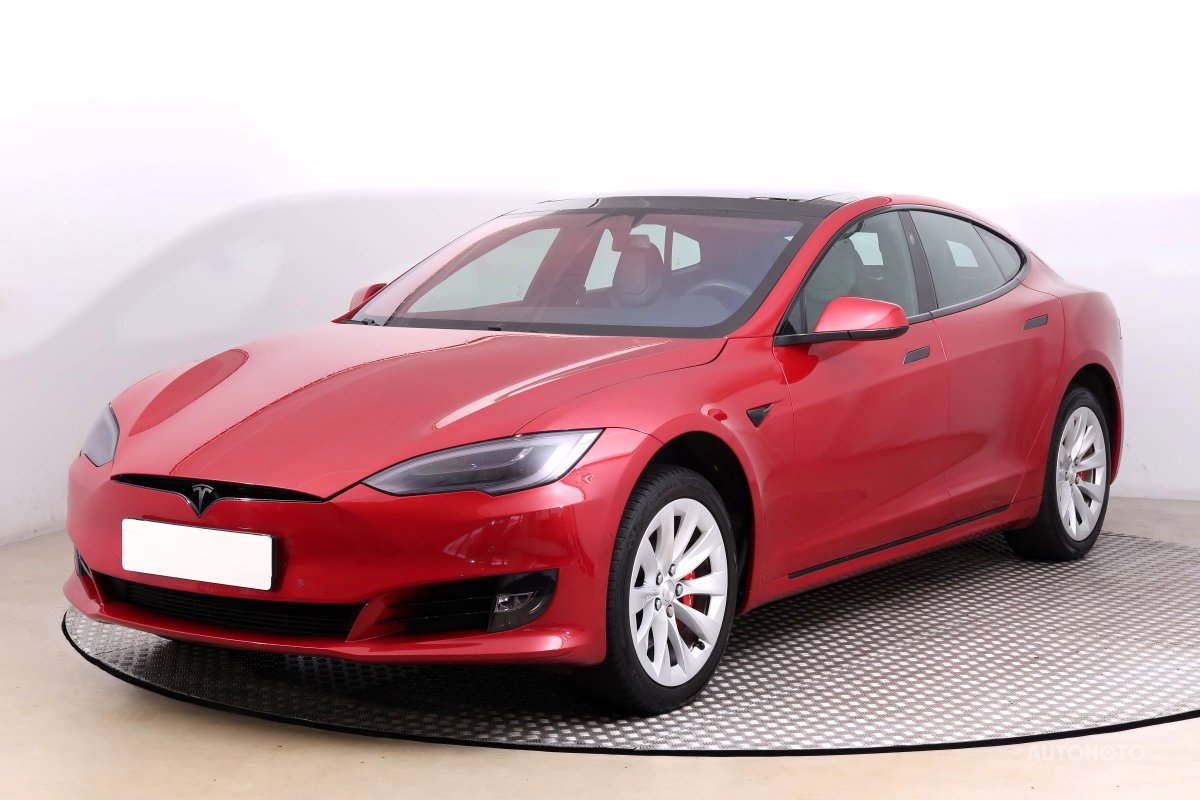 Tesla Model S, 2018 - pohled č. 3