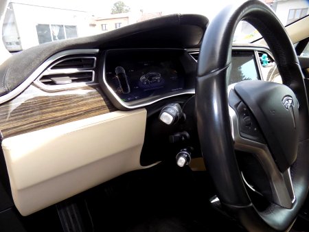 Tesla Model S, 2016 - pohled č. 8