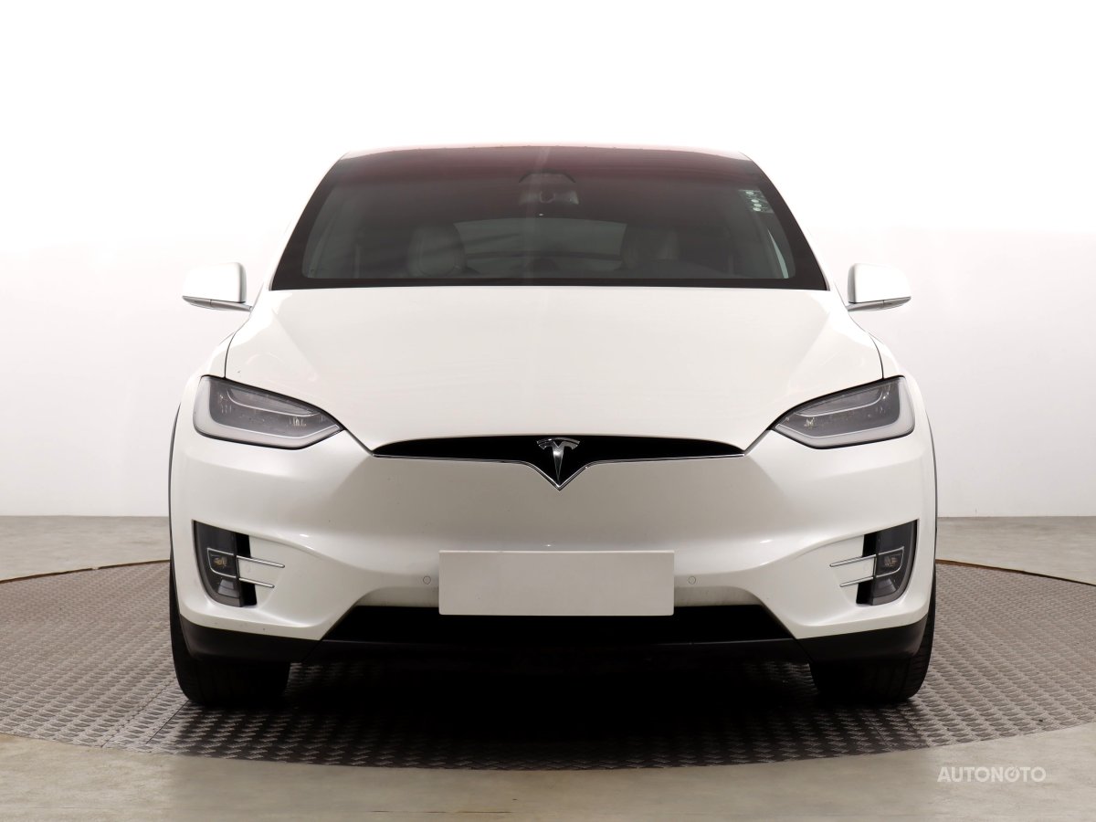 Tesla Model X, 2018 - pohled č. 2