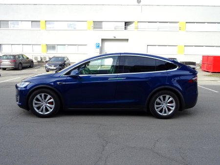 Tesla Model X, 2017 - pohled č. 2