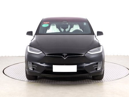 Tesla Model X, 2018 - pohled č. 2