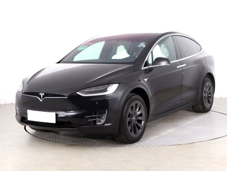 Tesla Model X, 2018 - pohled č. 3