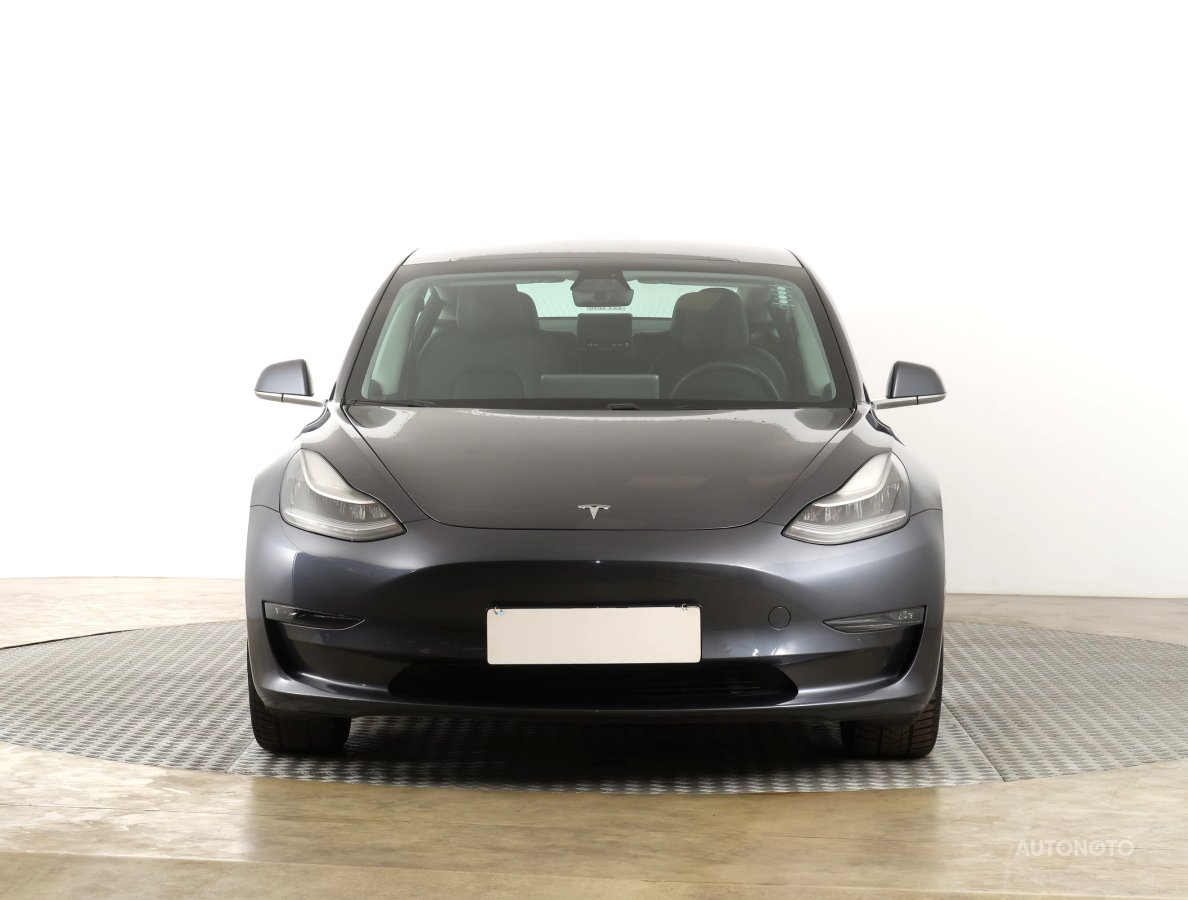 Tesla Ostatní, 2019 - pohled č. 2