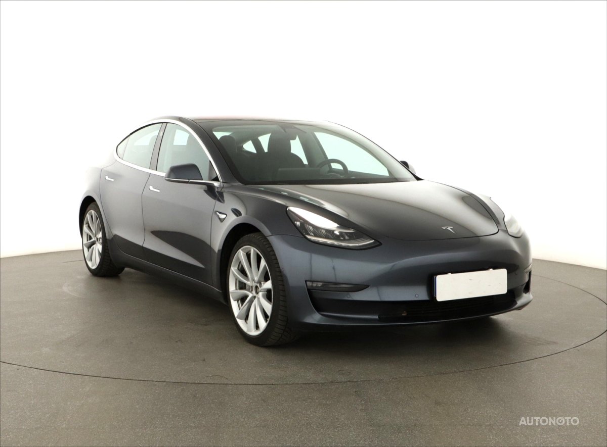 Tesla Ostatní, 2019 - celkový pohled