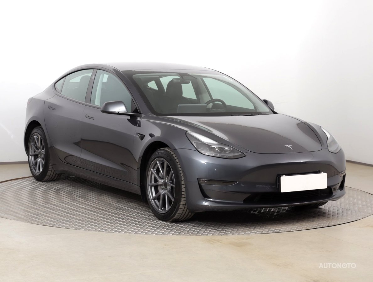 Tesla Ostatní, 2022 - celkový pohled