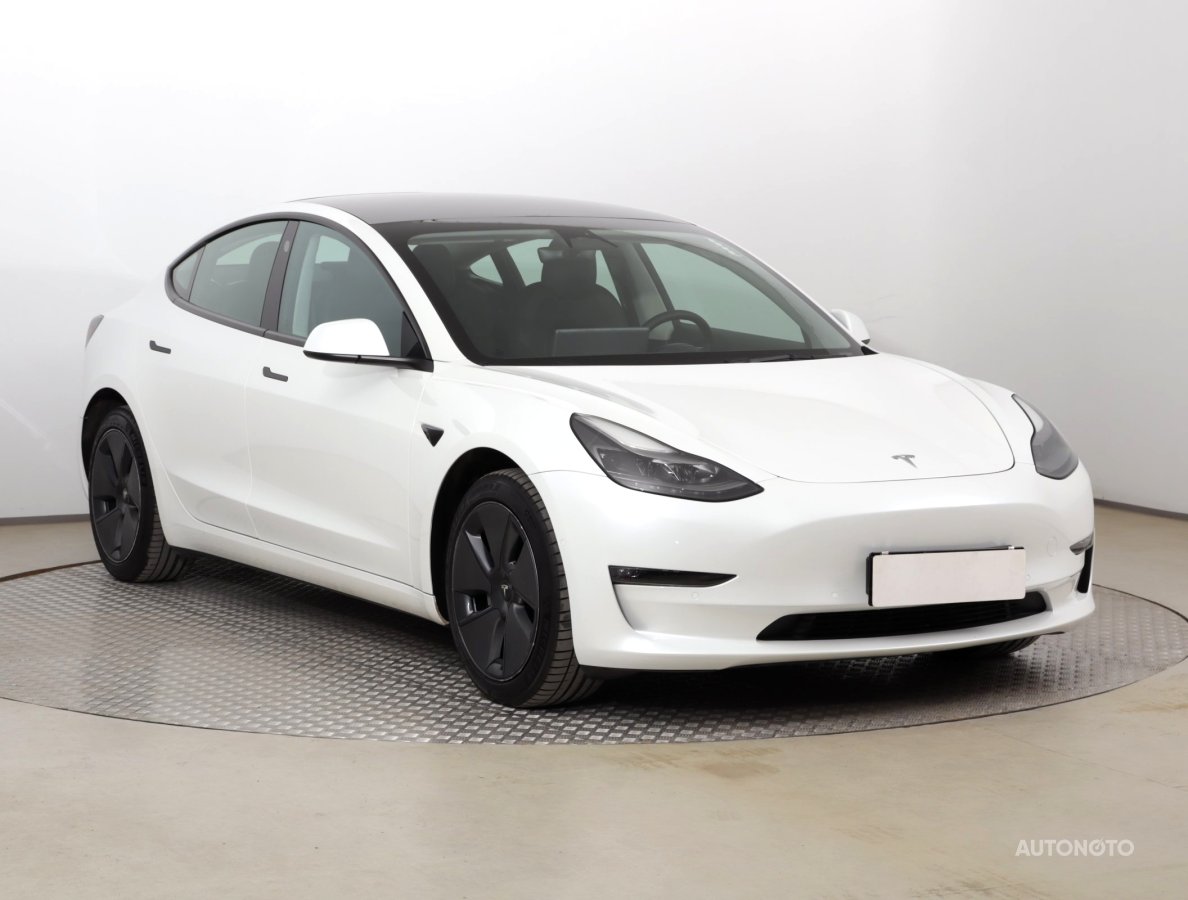 Tesla Ostatní, 2022 - celkový pohled