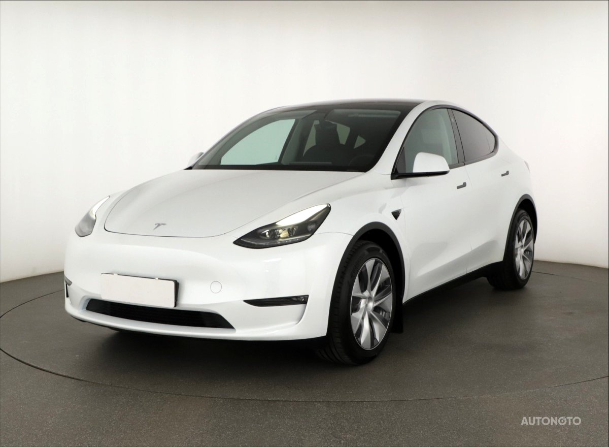 Tesla Ostatní, 2023 - pohled č. 3