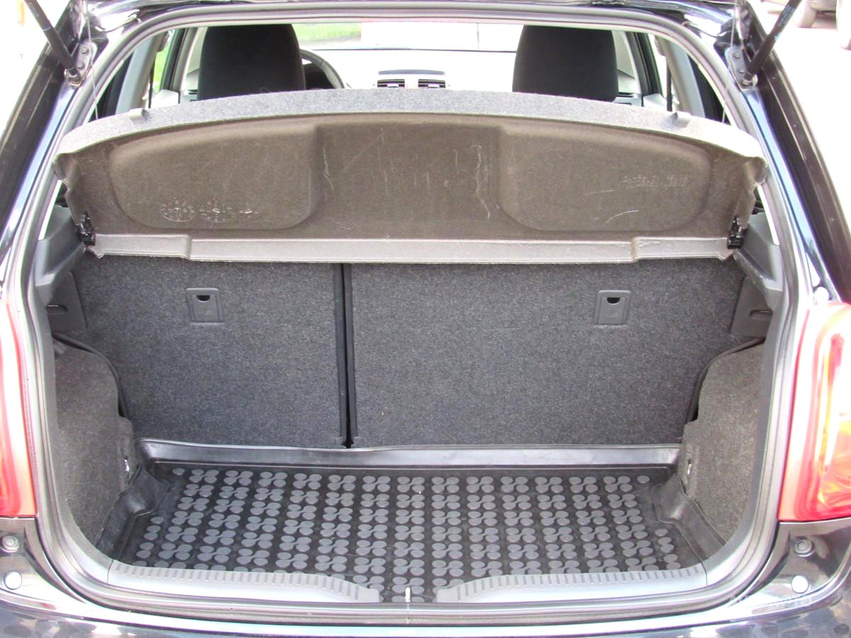 Toyota Auris, 2012 - pohled č. 10