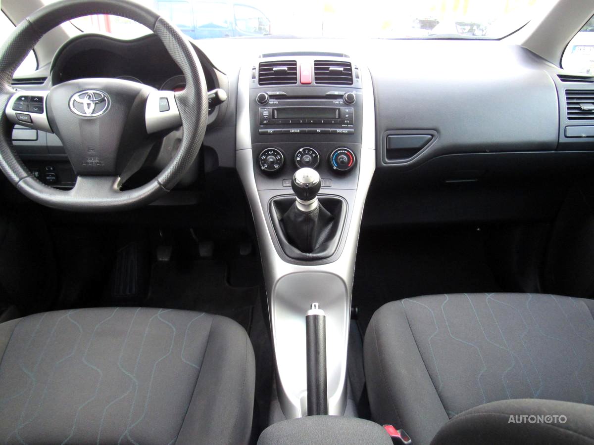 Toyota Auris, 2012 - pohled č. 12