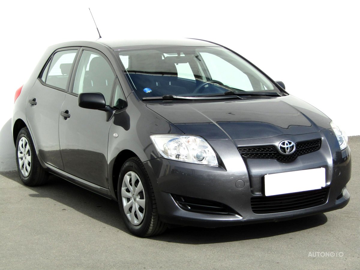 Toyota Auris, 2009 - celkový pohled