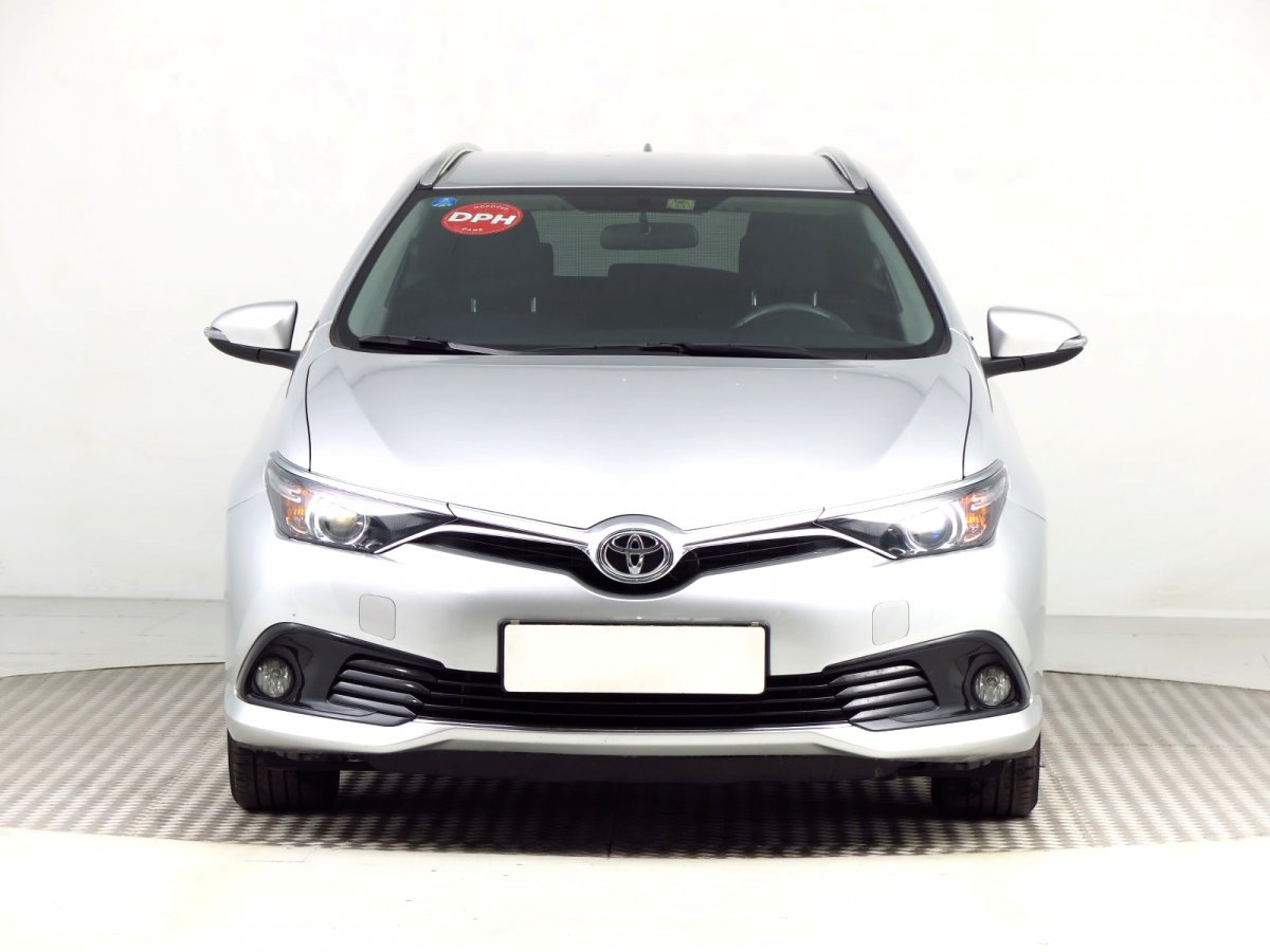 Toyota Auris, 2016 - pohled č. 2