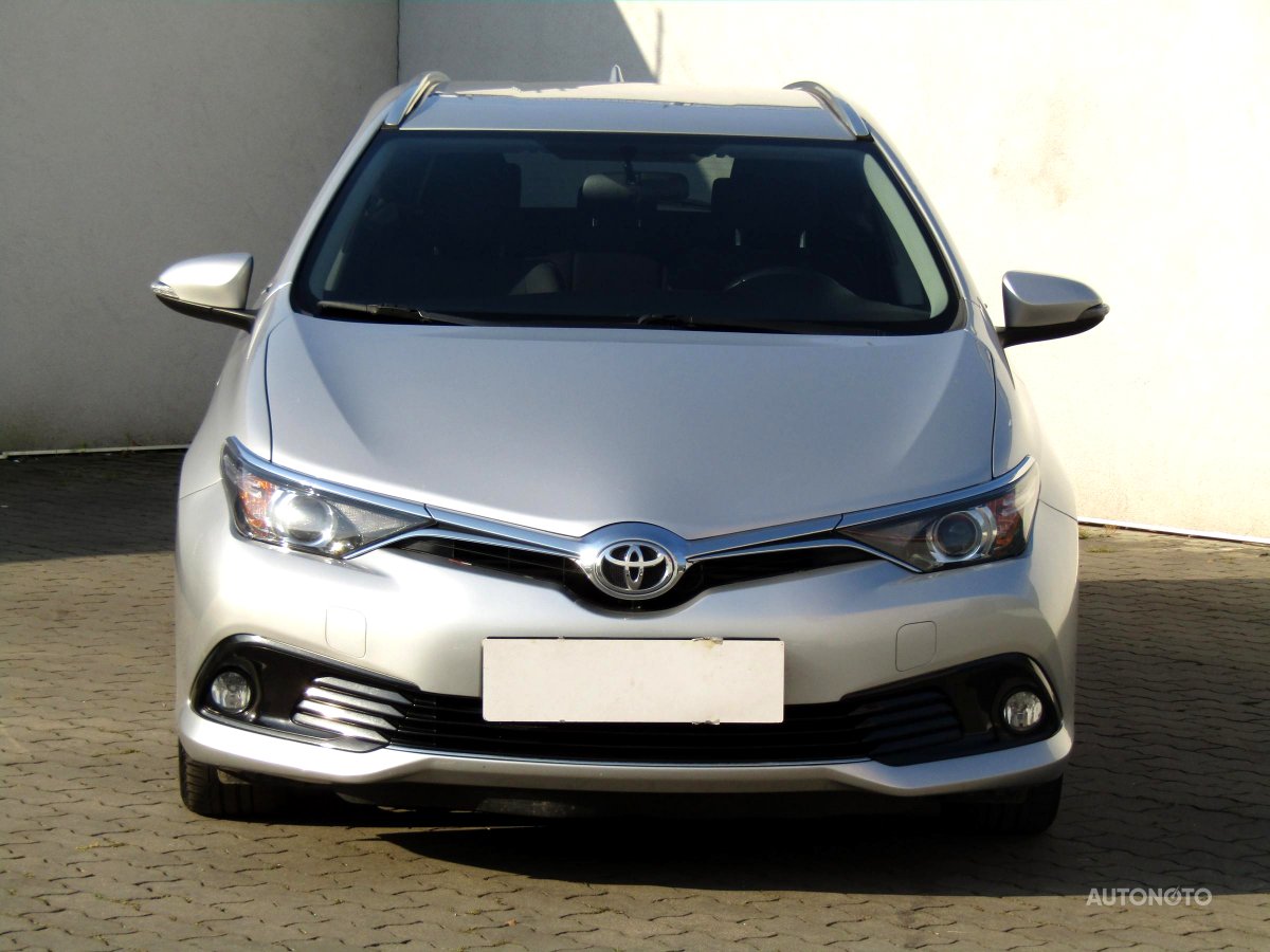 Toyota Auris, 2016 - pohled č. 2