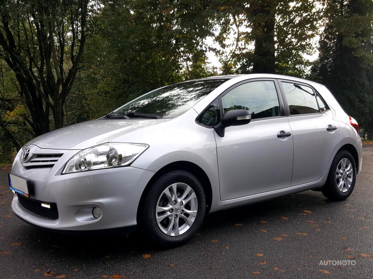 Toyota Auris, 2011 - celkový pohled