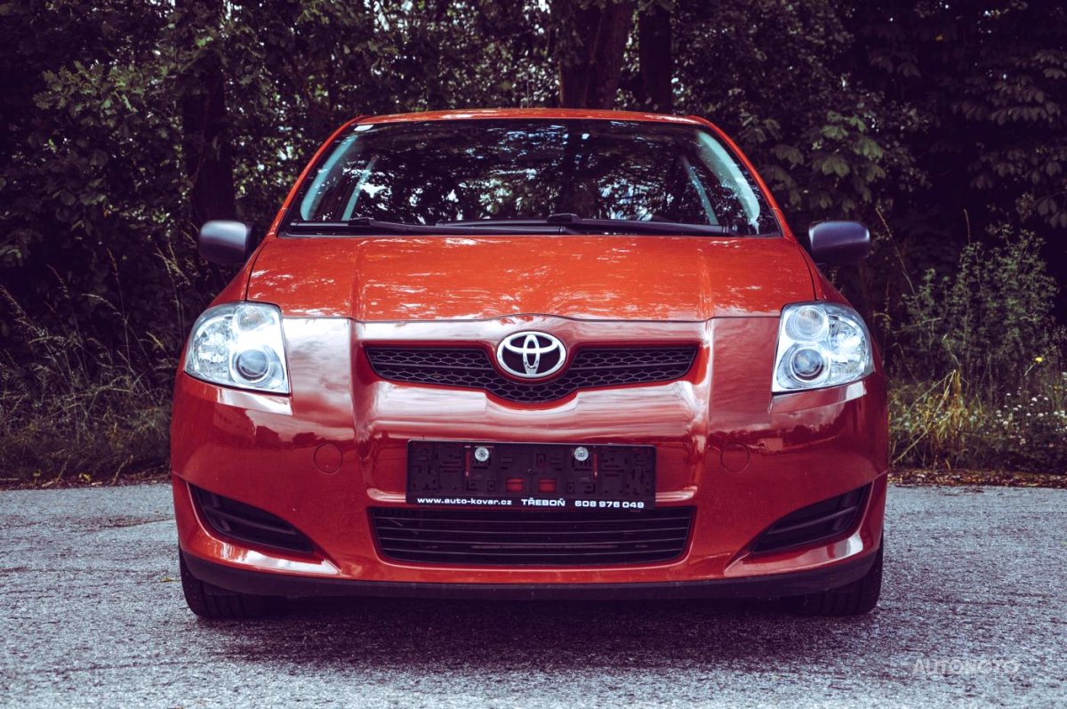 Toyota Auris, 2009 - pohled č. 2