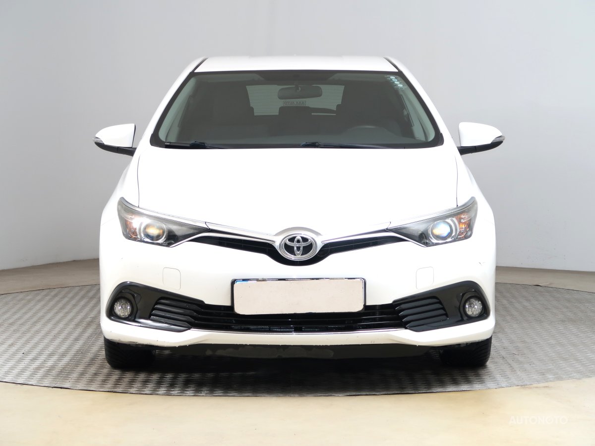 Toyota Auris, 2016 - pohled č. 2
