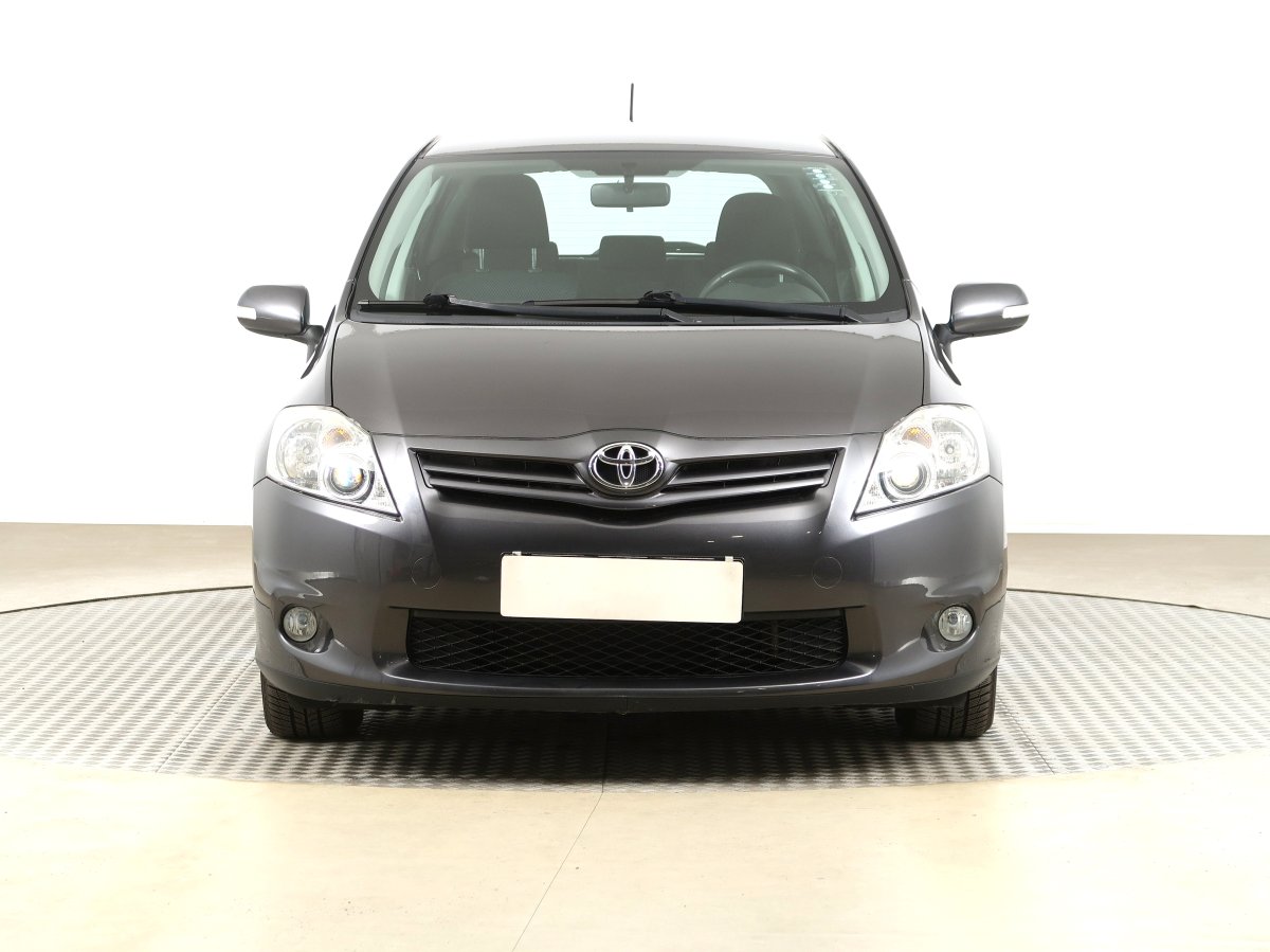 Toyota Auris, 2010 - pohled č. 2