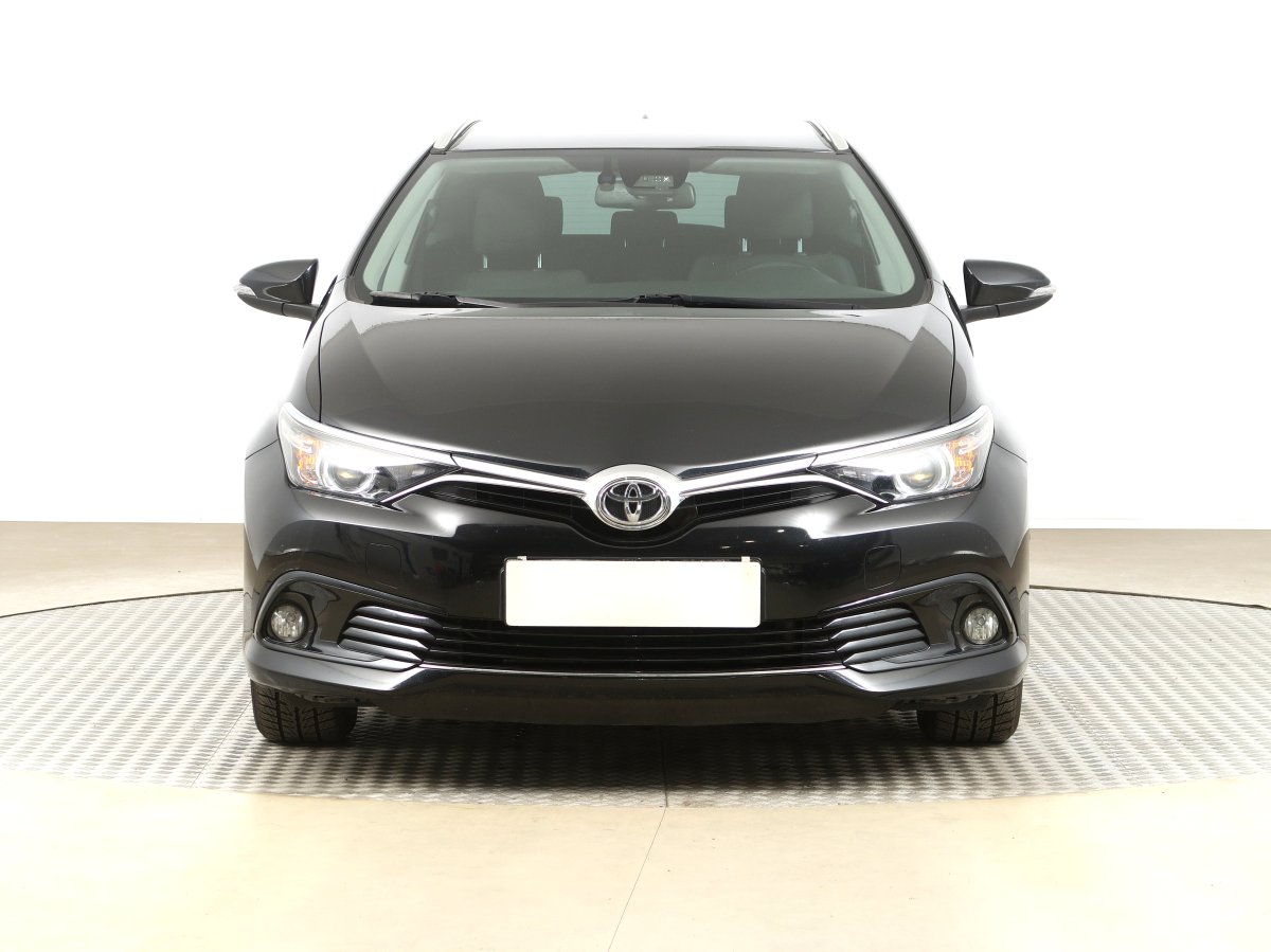 Toyota Auris, 2018 - pohled č. 2
