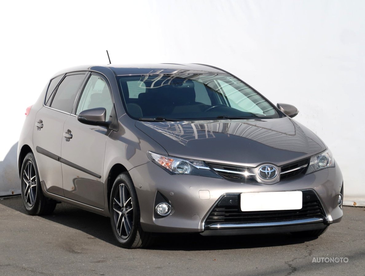 Toyota Auris, 2014 - pohled č. 1